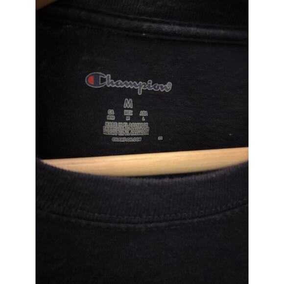 Duquesne University Dukes Tshirt - Picture 2 of 3